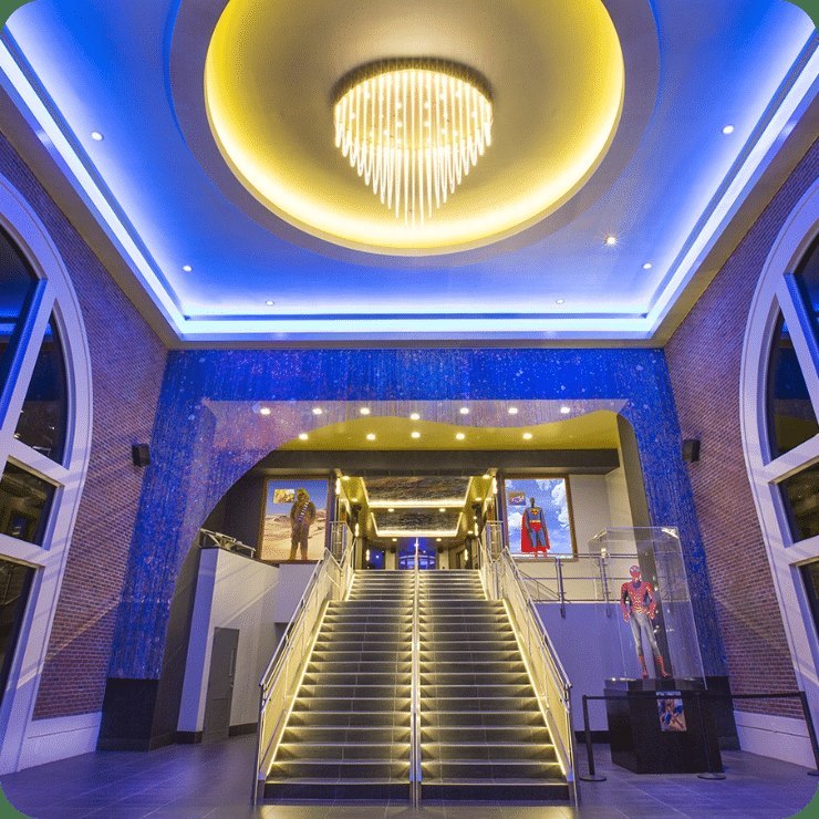 Planet Hollywood — 7